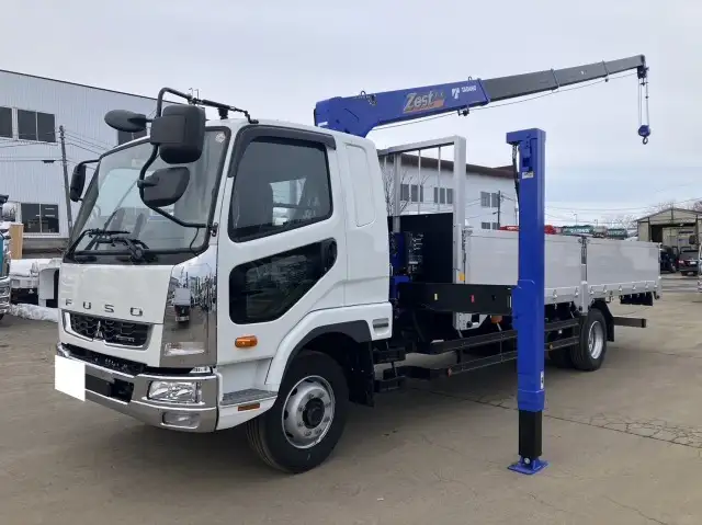 ☆車検付き(R7.2.15)☆ 令和6年 三菱 増トンセルフクレーン タダノ4段 ラジコン 240馬力 MT リーフサス 積載:7,000㎏ 距離:1,000㎞未満の画像9