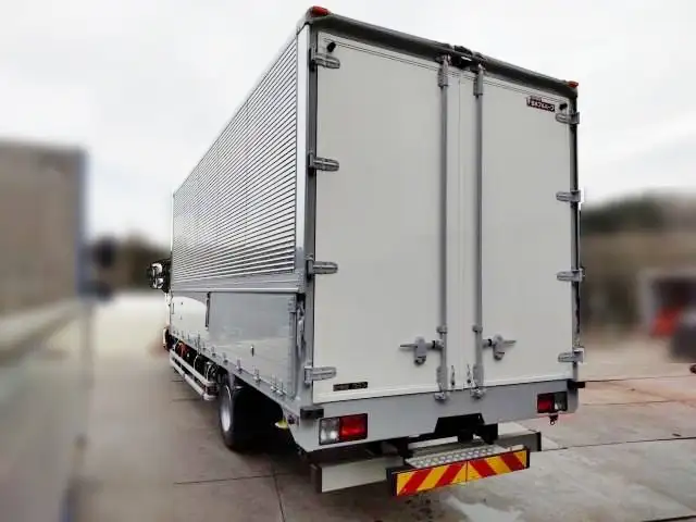 令和05年02月中古中型アルミバン・ウィング日野レンジャーの画像4