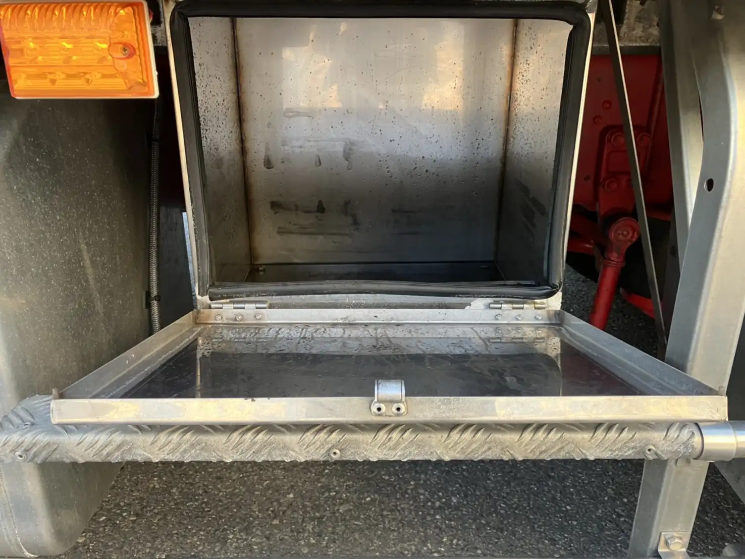 令和02年07月中古大型冷凍バン・ウィング三菱ふそうスーパーグレートの画像11