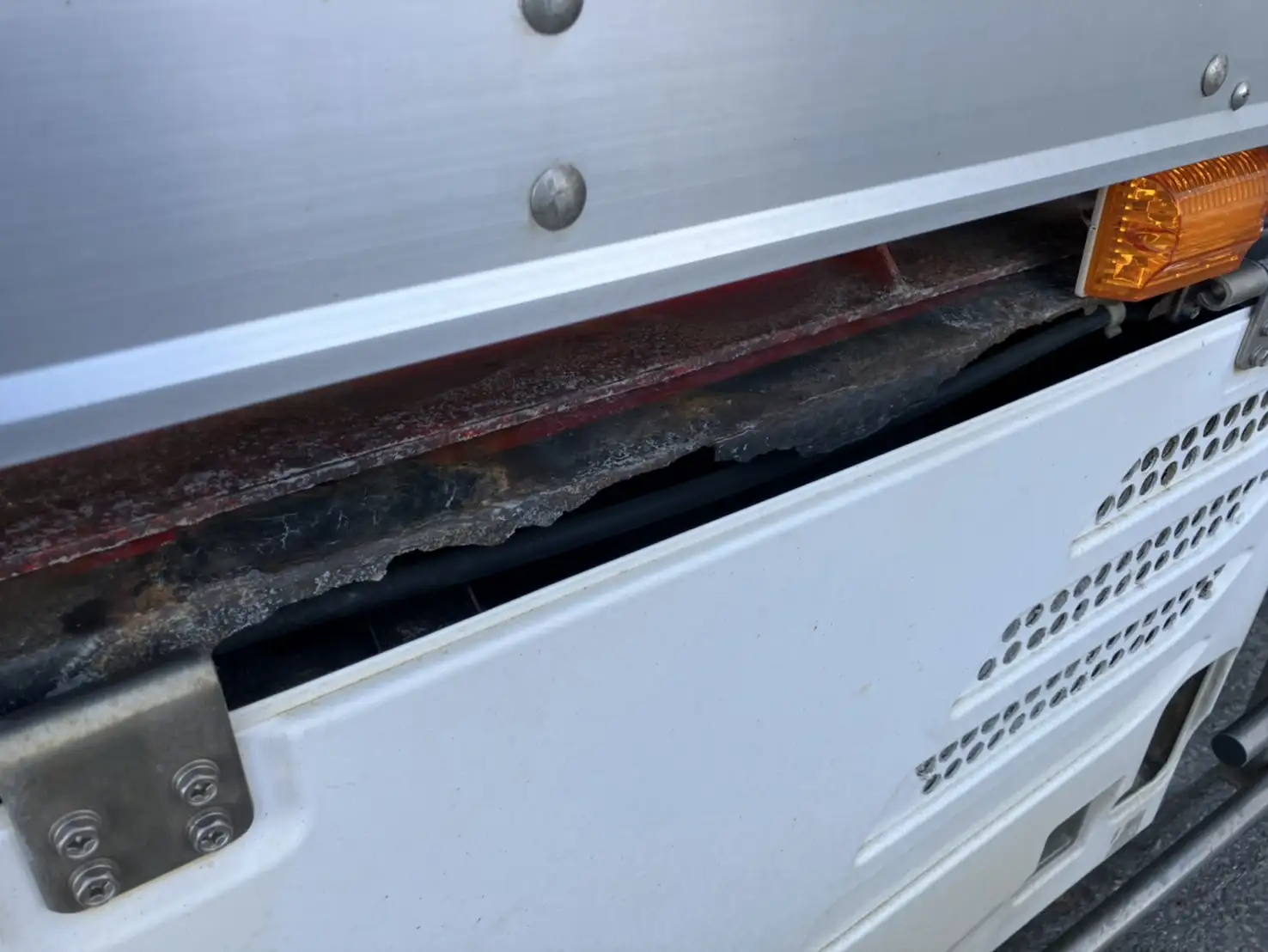 令和02年07月中古大型冷凍バン・ウィング三菱ふそうスーパーグレートの画像15