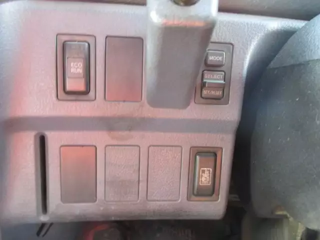 平成17年07月中古大型トラクタヘッド日野日野の画像17