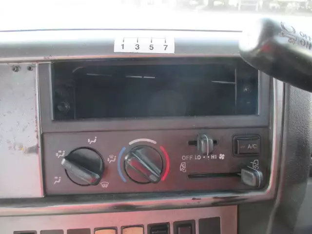 平成17年07月中古大型トラクタヘッド日野日野の画像19