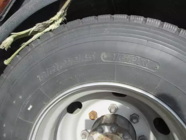 平成17年07月中古大型トラクタヘッド日野日野の画像10