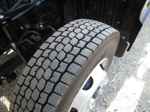 未使用車 令和6年 日野 4tウィング格納ゲート付 6200ワイド 240馬力 MT 積載:2,250㎏ ETC2.0 バックモニターの画像11