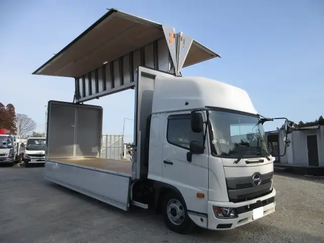 未使用車 令和6年 日野 4tウィング格納ゲート付 6200ワイド 240馬力 MT 積載:2,250㎏ ETC2.0 バックモニターの画像29