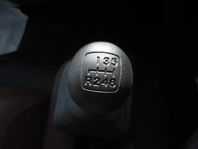 未使用車 令和6年 日野 4tウィング格納ゲート付 6200ワイド 240馬力 MT 積載:2,250㎏ ETC2.0 バックモニターの画像42