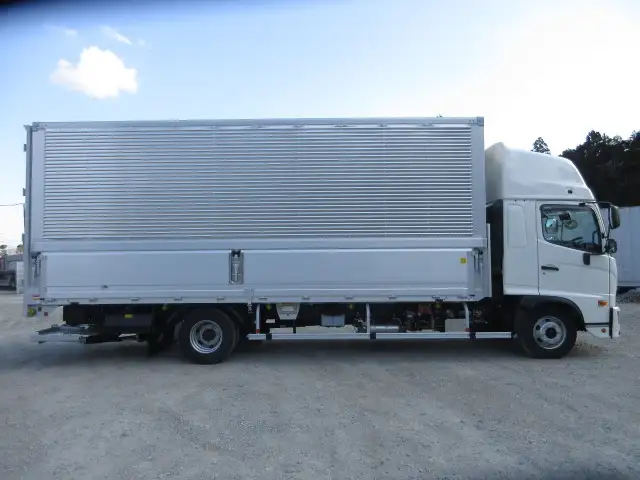 令和06年02月中古中型アルミバン・ウィング日野レンジャーの画像4