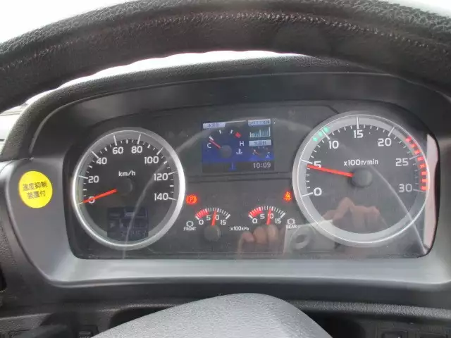 平成25年03月中古大型トラクタヘッド日野日野の画像15