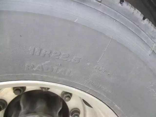 平成25年03月中古大型トラクタヘッド日野日野の画像10