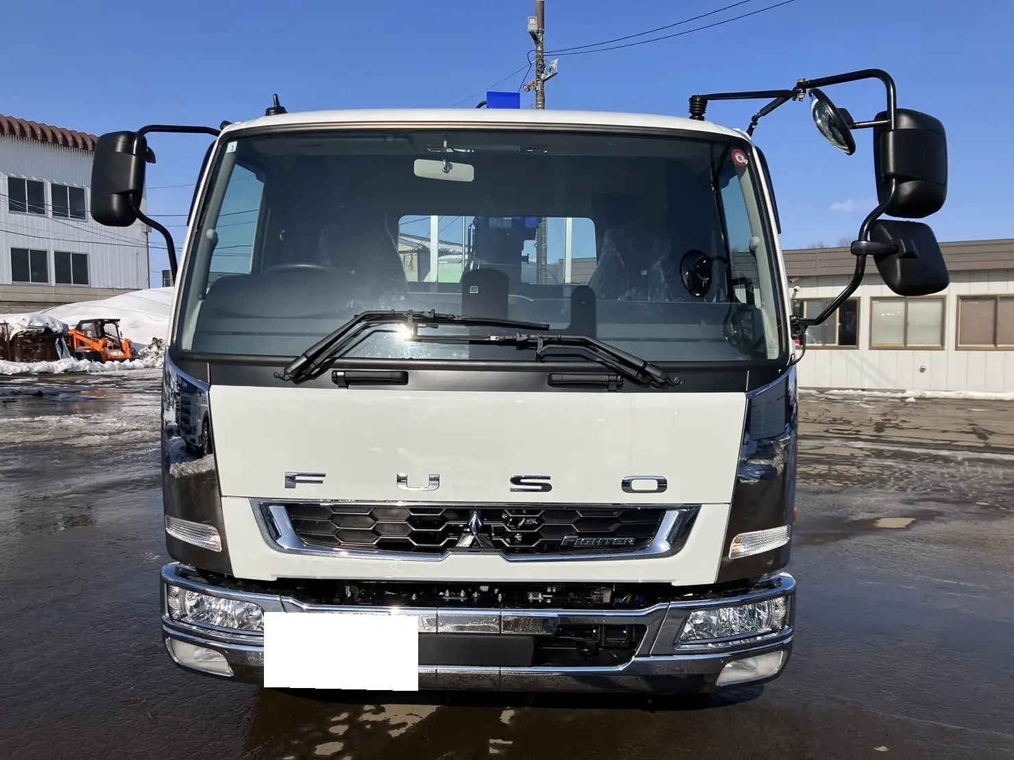 【荷台L6500‼】☆車検付き(R6.12.25)☆　令和5年　三菱　増トンセルフクレーン　タダノ4段　ラジコン　240馬力　MT 　リーフサス　積載：7,100㎏　距離：1000㎞以下　の画像2