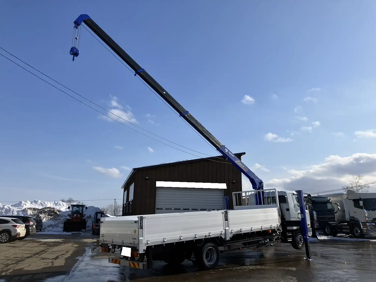 【荷台L6500‼】☆車検付き(R6.12.25)☆　令和5年　三菱　増トンセルフクレーン　タダノ4段　ラジコン　240馬力　MT 　リーフサス　積載：7,100㎏　距離：1000㎞以下　の画像12