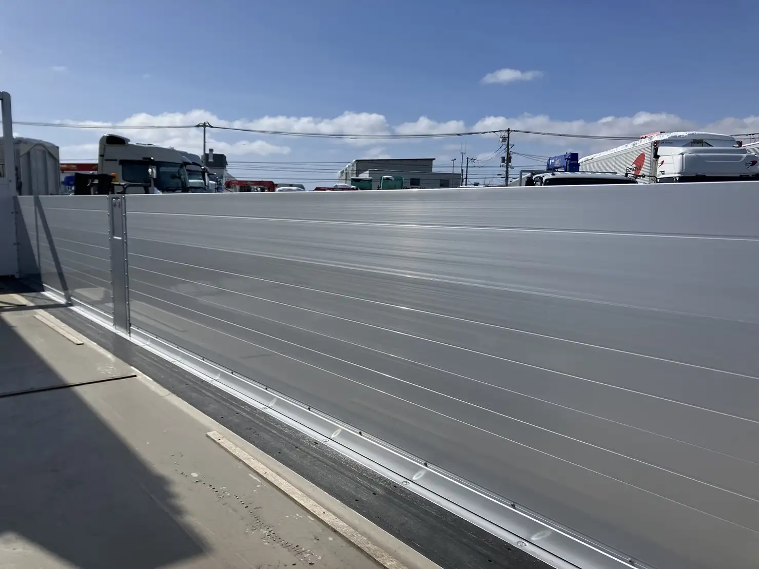 【荷台L6500‼】☆車検付き(R6.12.25)☆ 令和5年 三菱 増トンセルフクレーン タダノ4段 ラジコン 240馬力 MT リーフサス 積載:7,100㎏ 距離:1000㎞以下 の画像21