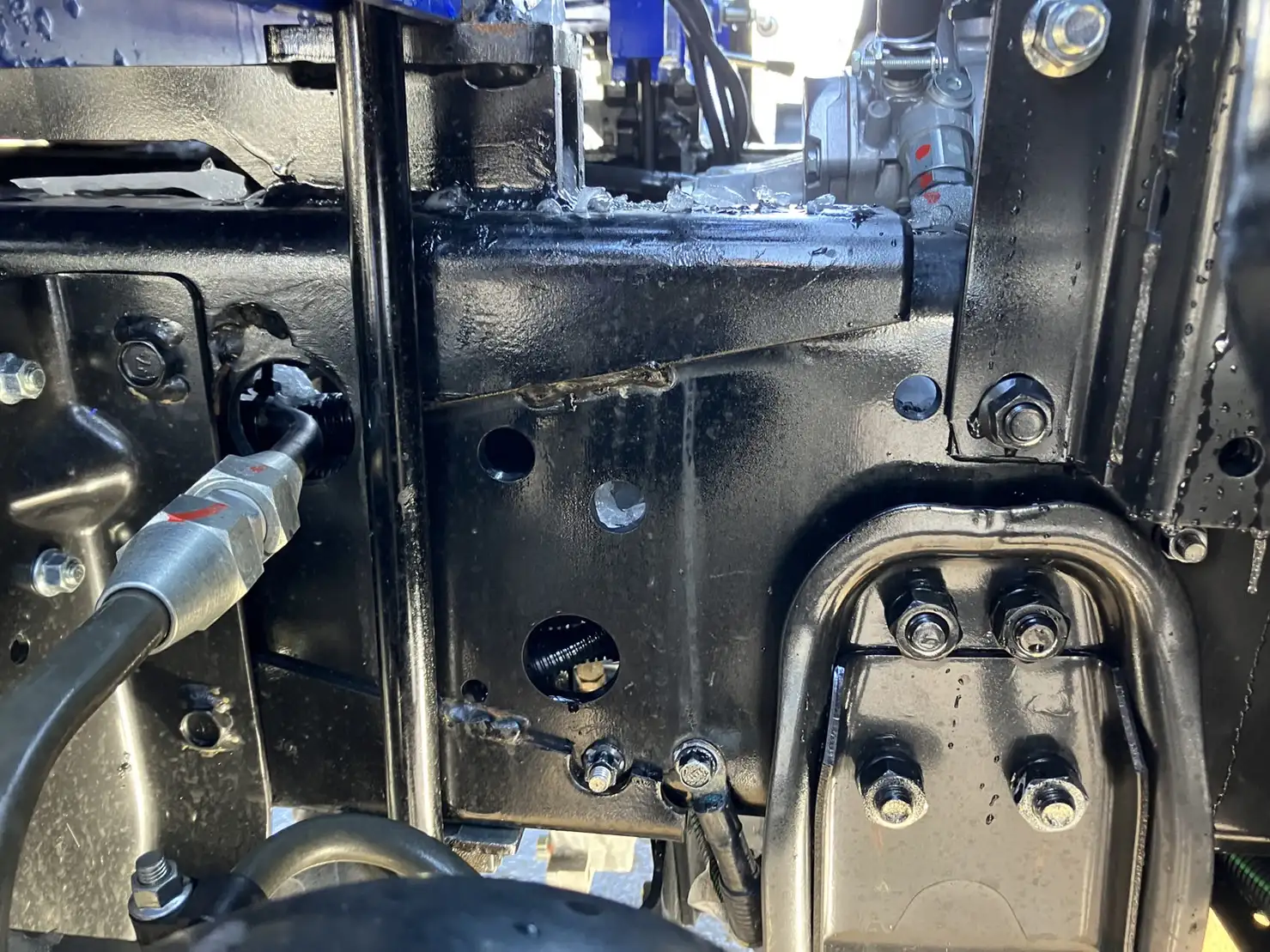 【荷台L6500‼】☆車検付き(R6.12.25)☆　令和5年　三菱　増トンセルフクレーン　タダノ4段　ラジコン　240馬力　MT 　リーフサス　積載：7,100㎏　距離：1000㎞以下　の画像33