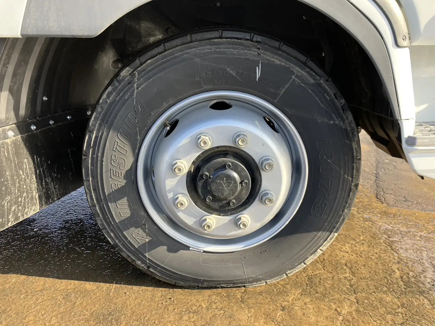 【荷台L6500‼】☆車検付き(R6.12.25)☆　令和5年　三菱　増トンセルフクレーン　タダノ4段　ラジコン　240馬力　MT 　リーフサス　積載：7,100㎏　距離：1000㎞以下　の画像38