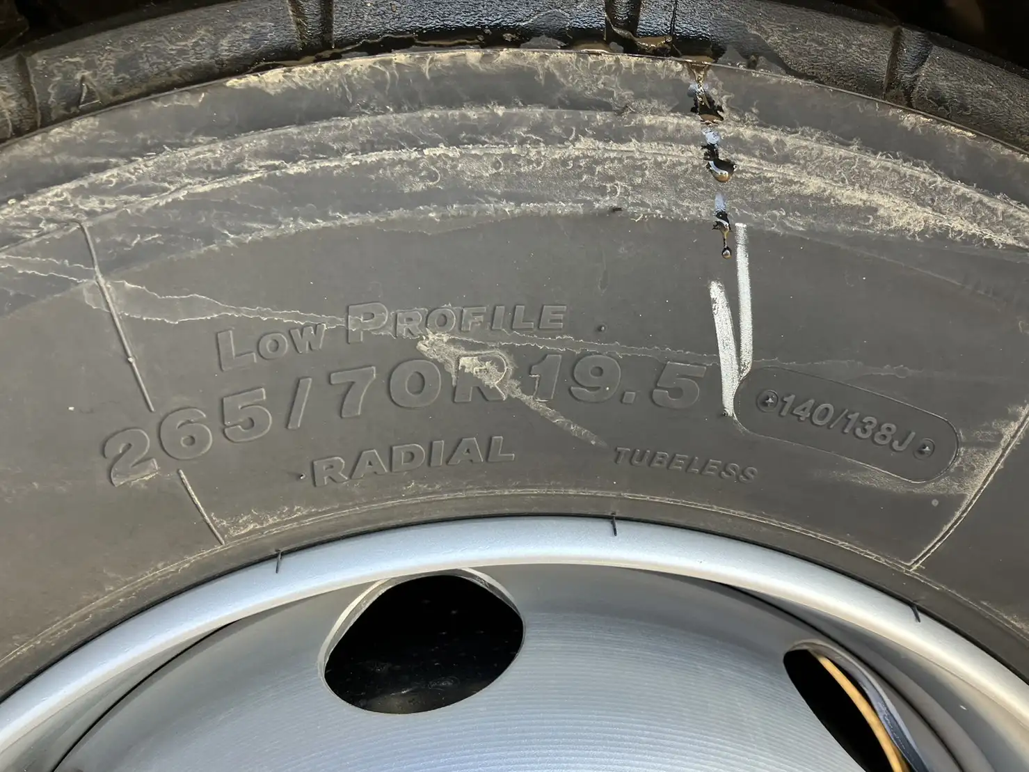 【荷台L6500‼】☆車検付き(R6.12.25)☆　令和5年　三菱　増トンセルフクレーン　タダノ4段　ラジコン　240馬力　MT 　リーフサス　積載：7,100㎏　距離：1000㎞以下　の画像39