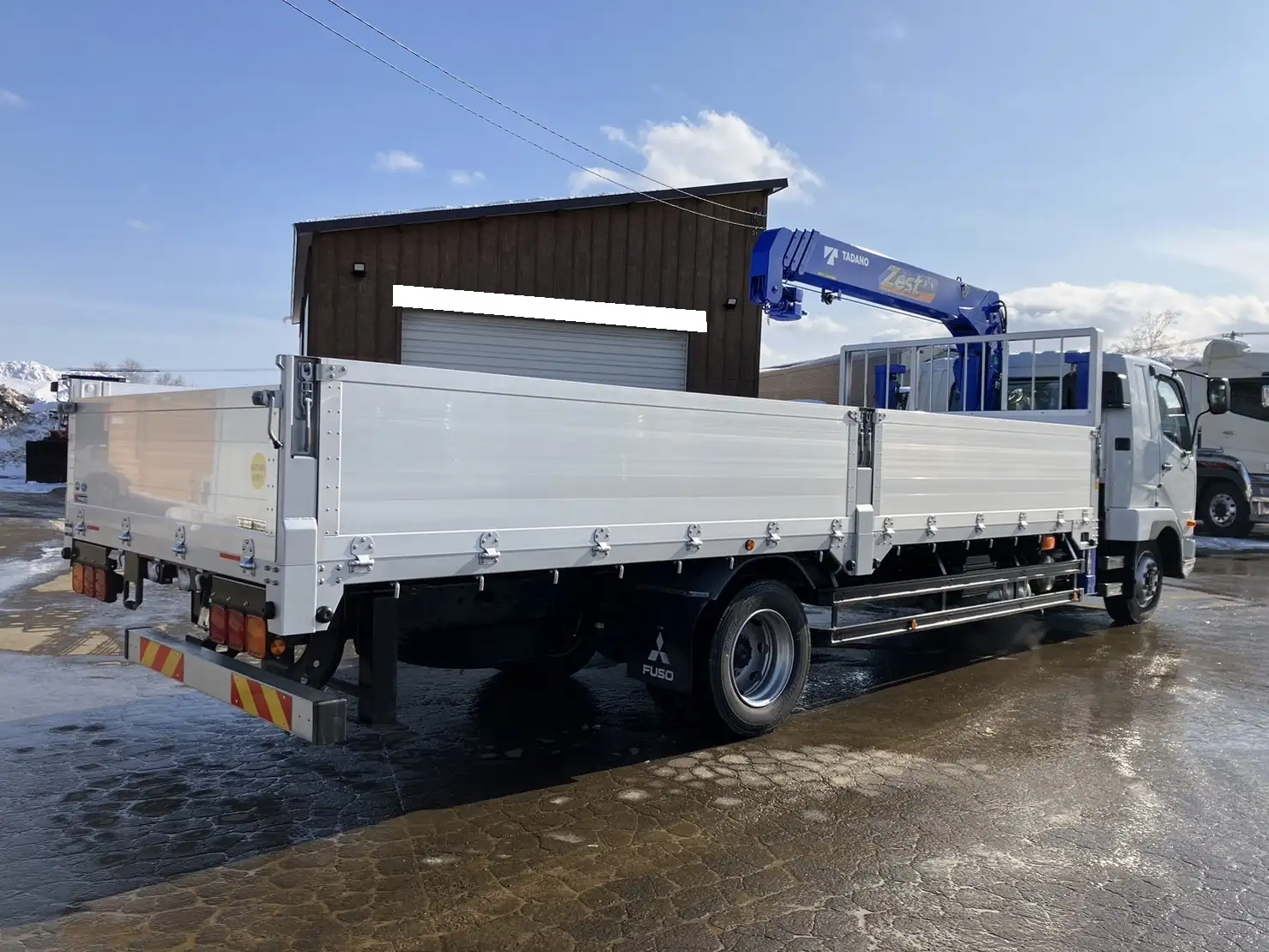 【荷台L6500‼】☆車検付き(R6.12.25)☆　令和5年　三菱　増トンセルフクレーン　タダノ4段　ラジコン　240馬力　MT 　リーフサス　積載：7,100㎏　距離：1000㎞以下　の画像5