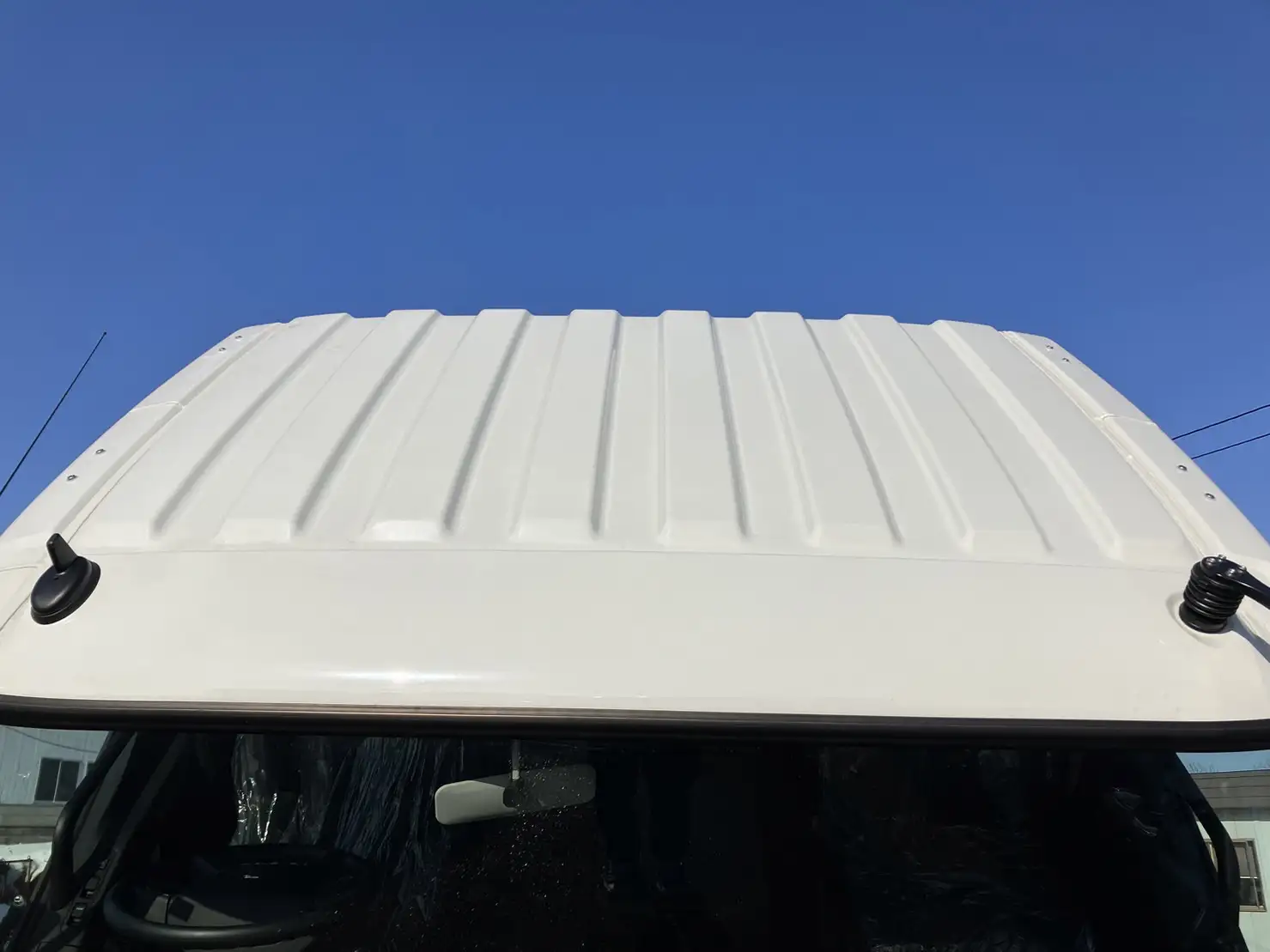 【荷台L6500‼】☆車検付き(R6.12.25)☆ 令和5年 三菱 増トンセルフクレーン タダノ4段 ラジコン 240馬力 MT リーフサス 積載:7,100㎏ 距離:1000㎞以下 の画像55