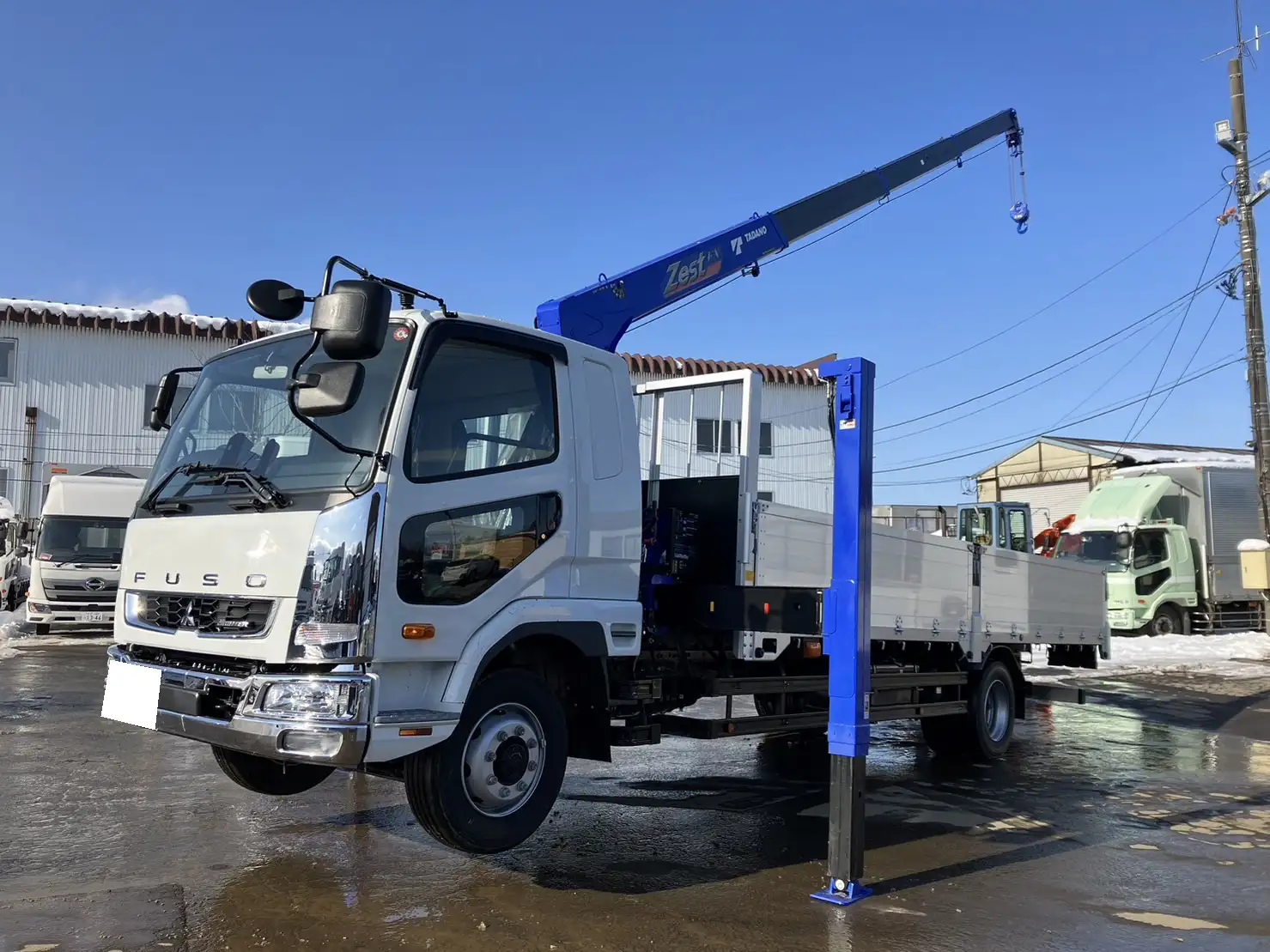 【荷台L6500‼】☆車検付き(R6.12.25)☆ 令和5年 三菱 増トンセルフクレーン タダノ4段 ラジコン 240馬力 MT リーフサス 積載:7,100㎏ 距離:1000㎞以下 の画像10