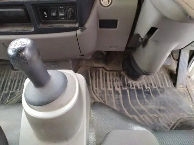 平成25年05月中古小型平ボディ日産UDアトラスの画像6