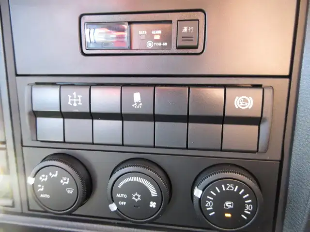 令和06年02月中古増トンクレーン付三菱ふそうファイターの画像41