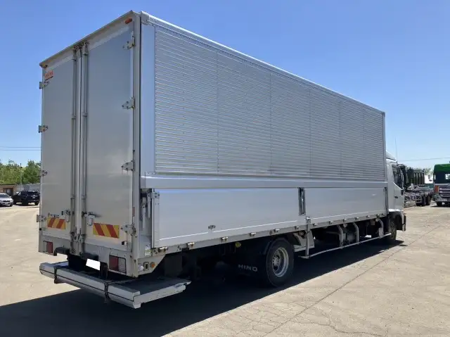 平成30年10月中古中型アルミバン・ウィング日野レンジャーの画像5