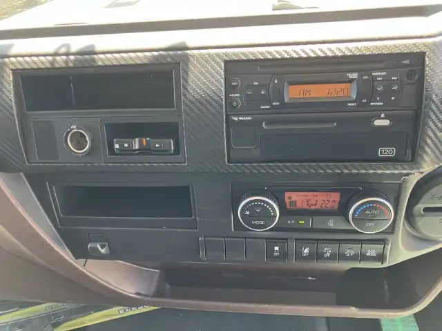 平成30年10月中古中型アルミバン・ウィング日野レンジャーの画像52