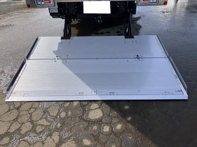 令和05年12月中古大型アルミバン・ウィング日野プロフィアの画像20