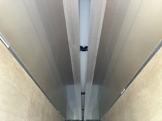 令和05年12月中古大型アルミバン・ウィング日野プロフィアの画像24