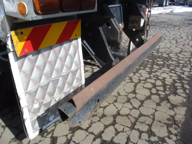 平成27年03月中古大型ダンプ三菱ふそうスーパーグレートの画像17