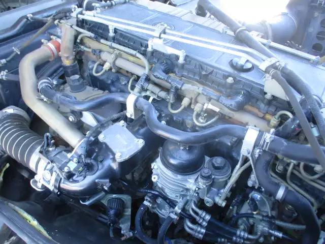 平成27年03月中古大型ダンプ三菱ふそうスーパーグレートの画像28