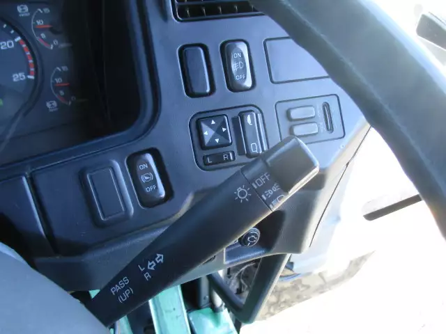 平成27年03月中古大型ダンプ三菱ふそうスーパーグレートの画像36