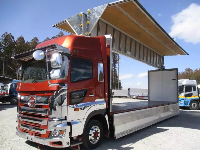 令和01年/平成31年08月中古大型アルミバン・ウィング日野プロフィアの画像29