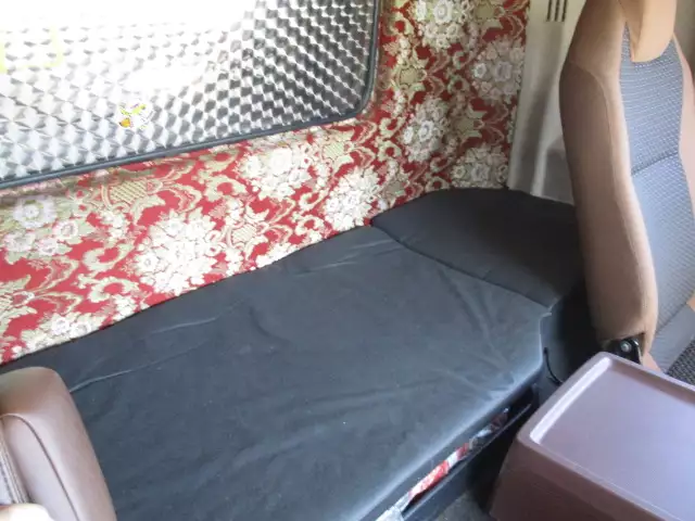 令和01年/平成31年08月中古大型アルミバン・ウィング日野プロフィアの画像48