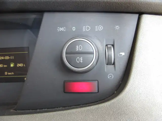 平成30年08月中古大型トラクタヘッドボルボボルボの画像35