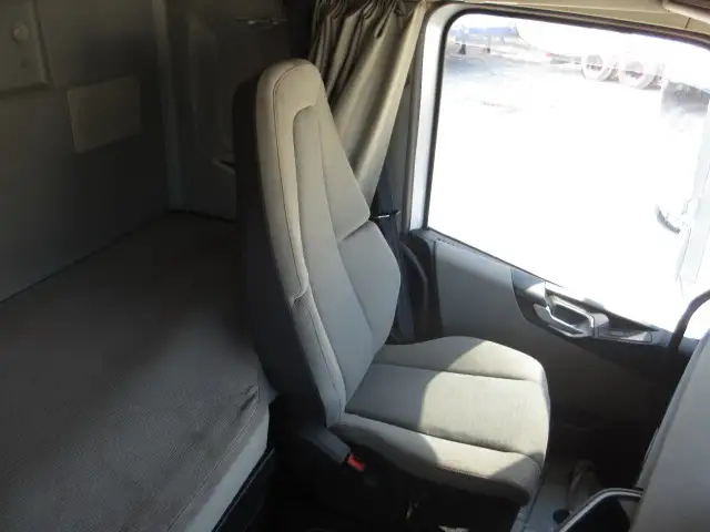 平成30年08月中古大型トラクタヘッドボルボボルボの画像51