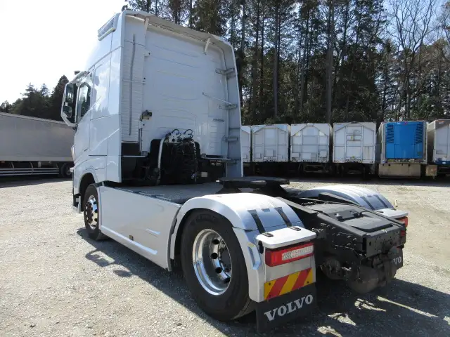 平成30年08月中古大型トラクタヘッドボルボボルボの画像7