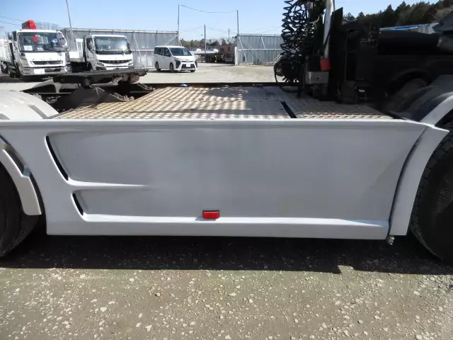 平成30年08月中古大型トラクタヘッドボルボボルボの画像20