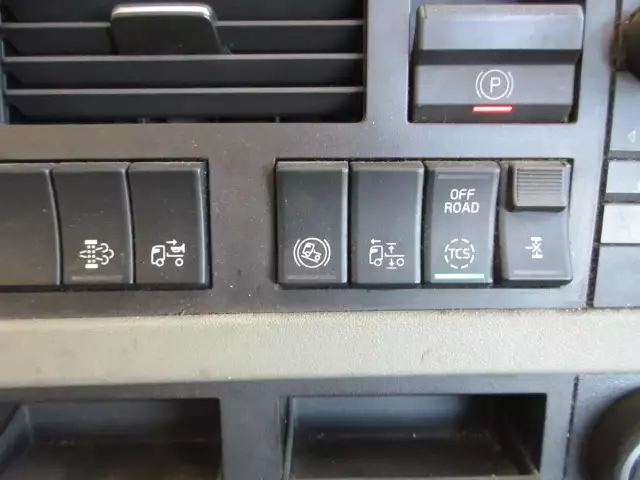 平成30年08月中古大型トラクタヘッドボルボボルボの画像29