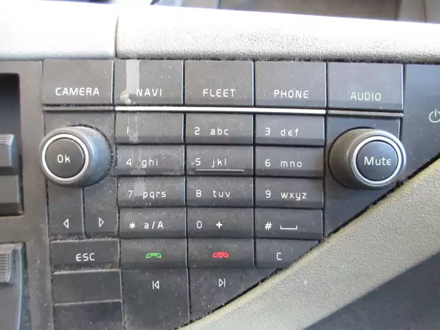 平成30年08月中古大型トラクタヘッドボルボボルボの画像30