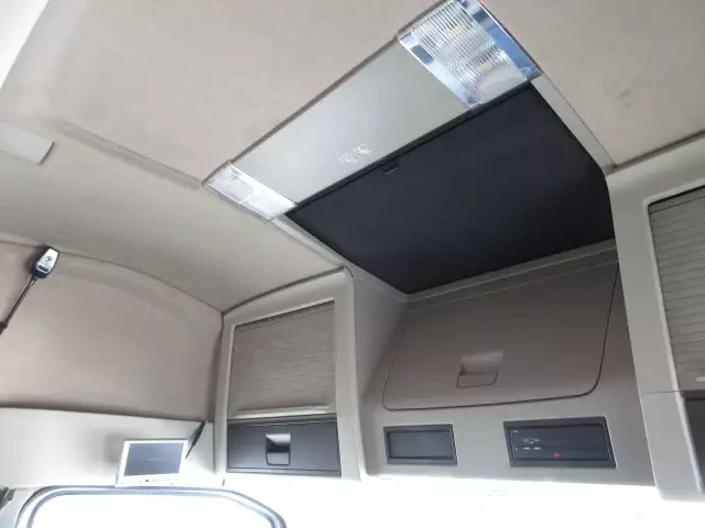 平成30年08月中古大型トラクタヘッドボルボボルボの画像37