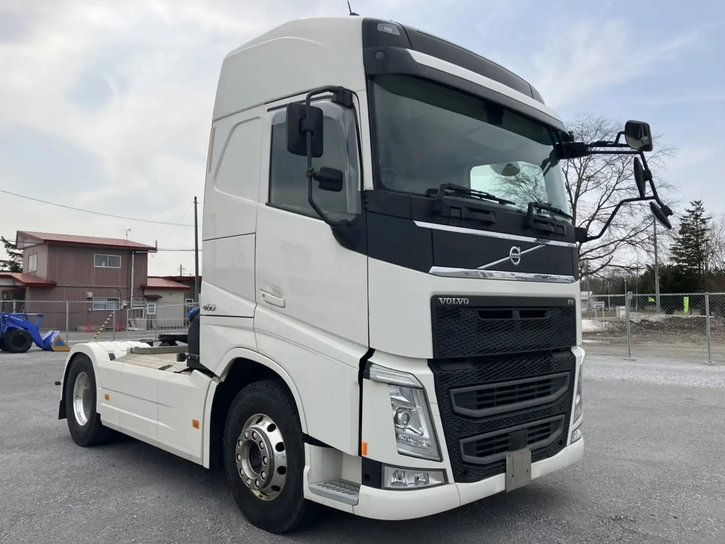 令和02年02月中古大型トラクタヘッドボルボボルボの画像2