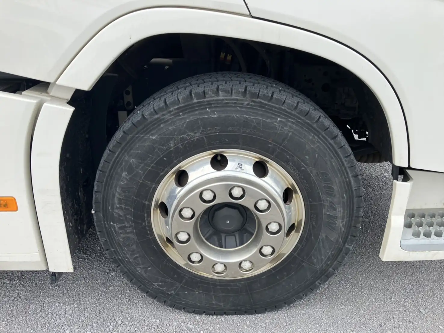 令和02年02月中古大型トラクタヘッドボルボボルボの画像14