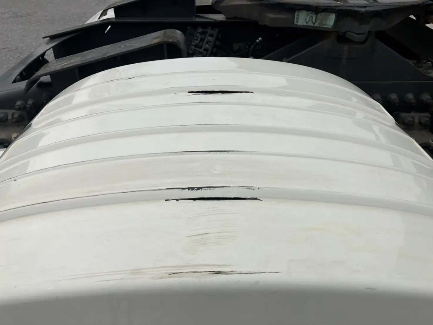 令和02年02月中古大型トラクタヘッドボルボボルボの画像18