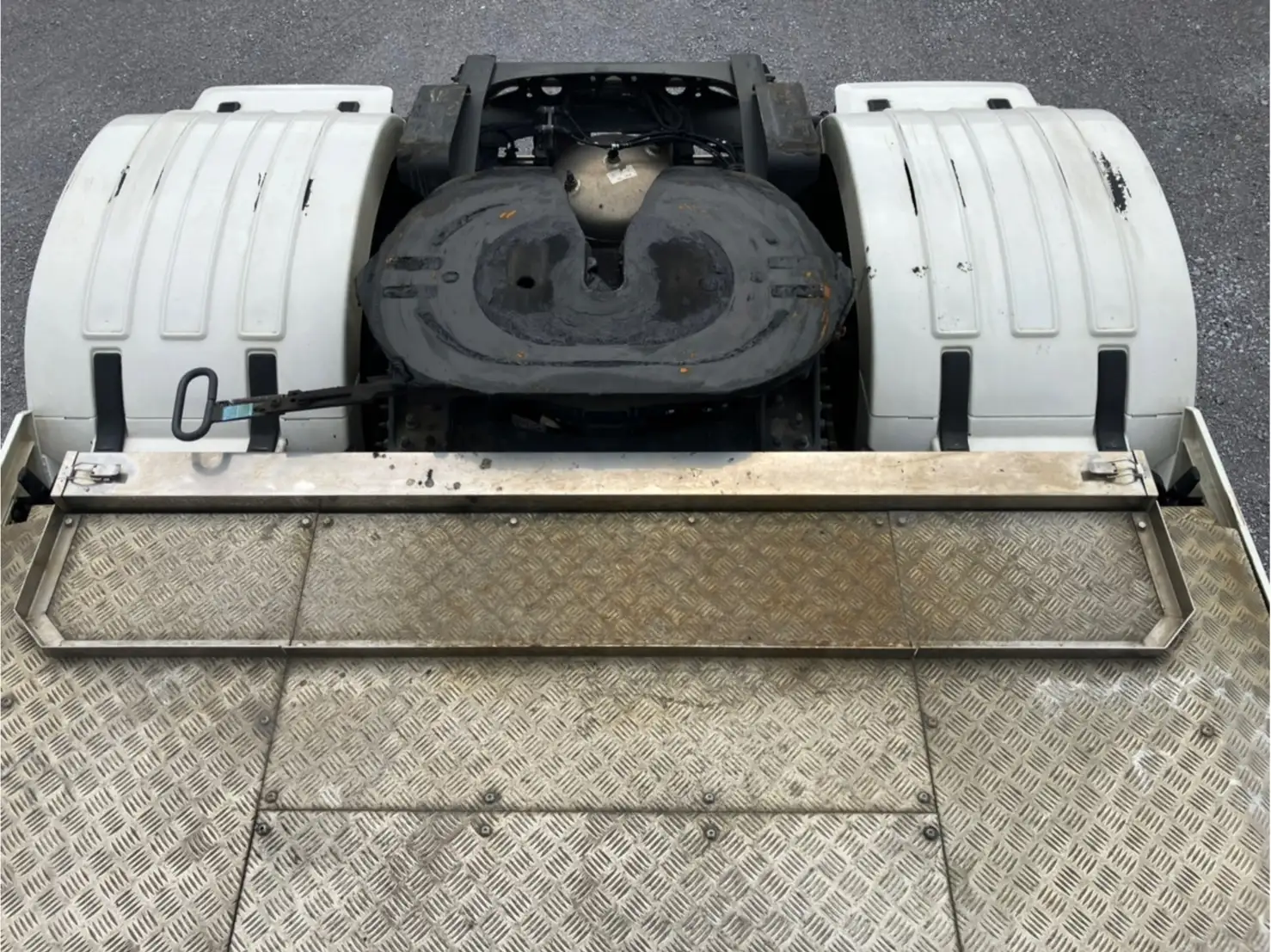 令和02年02月中古大型トラクタヘッドボルボボルボの画像20