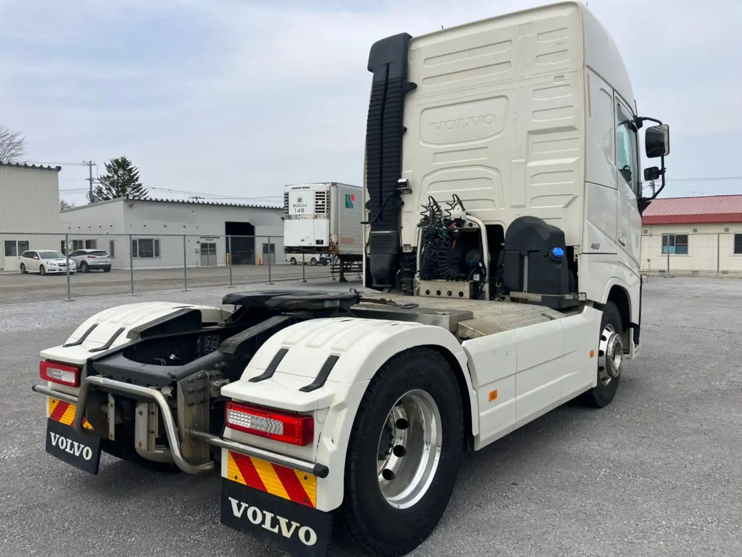 令和02年02月中古大型トラクタヘッドボルボボルボの画像4