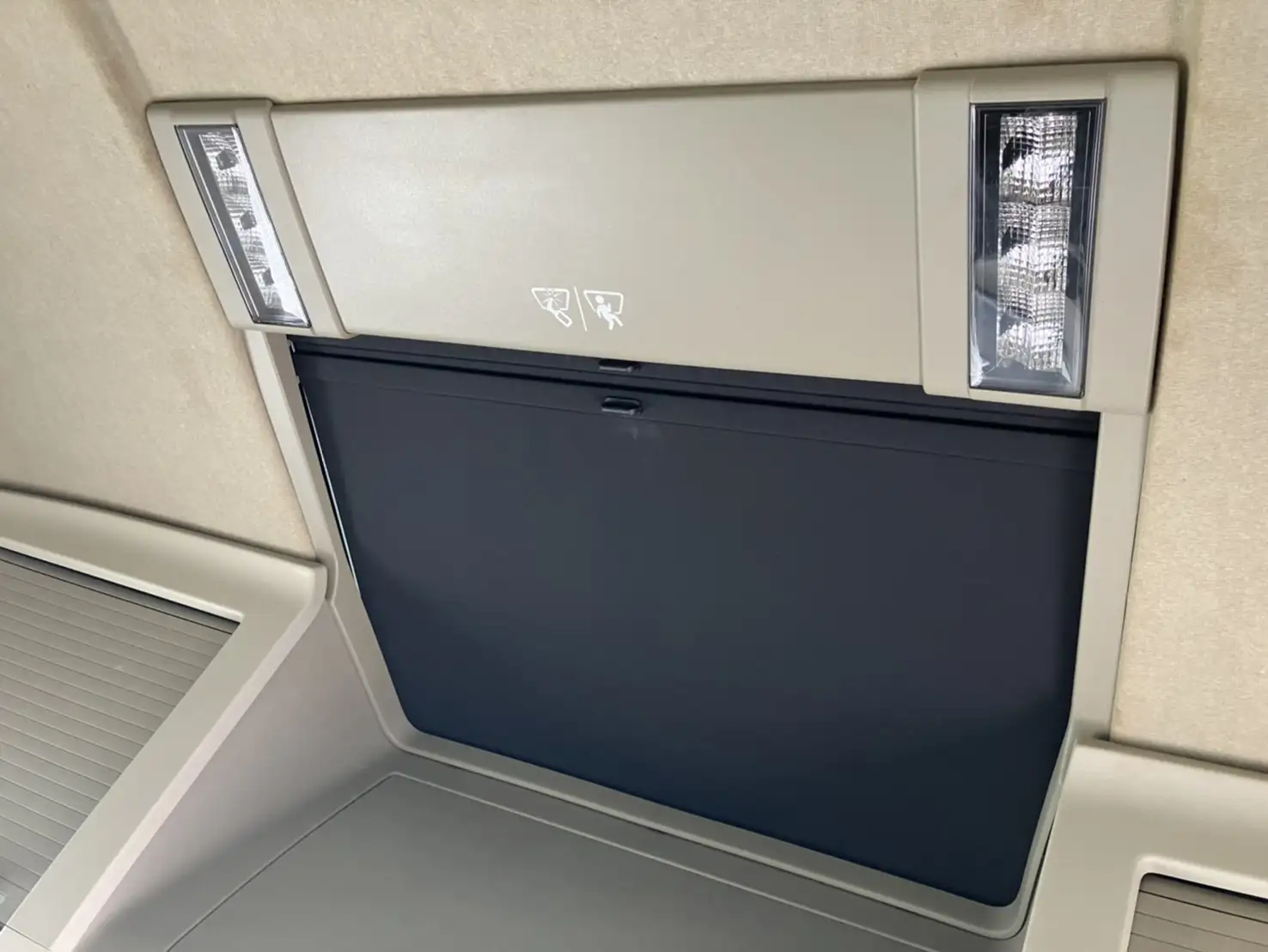 令和02年02月中古大型トラクタヘッドボルボボルボの画像34