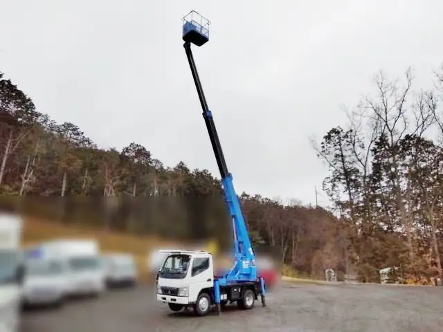 平成19年05月中古小型ミキサー車・高所作業車・その他特装車三菱ふそうキャンターの画像17