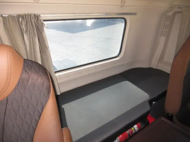 令和02年11月中古大型トラクタヘッド日野プロフィアの画像48