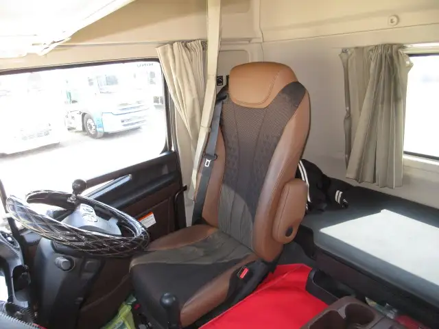 令和02年11月中古大型トラクタヘッド日野プロフィアの画像49