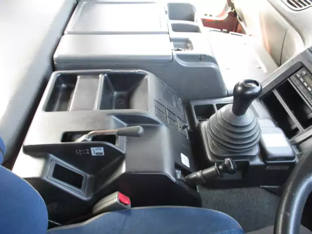 平成27年09月中古大型トラクタヘッドいすゞギガの画像27